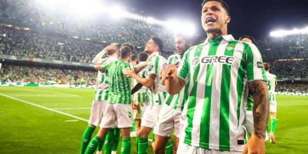 kaiyun安全登录-【现场】西班牙“最火爆德比”：贝蒂斯时隔多年胜死敌