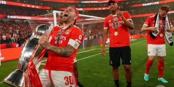 葡超新标王 本菲卡3千万欧买柯克曲 解约金1.2亿