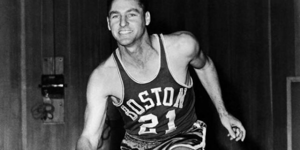 kaiyun正规平台-NBA历史最长的连胜纪录是多少，是哪一年哪个队？